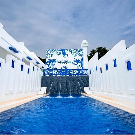 The Palladium Hotel Coron Exterior photo