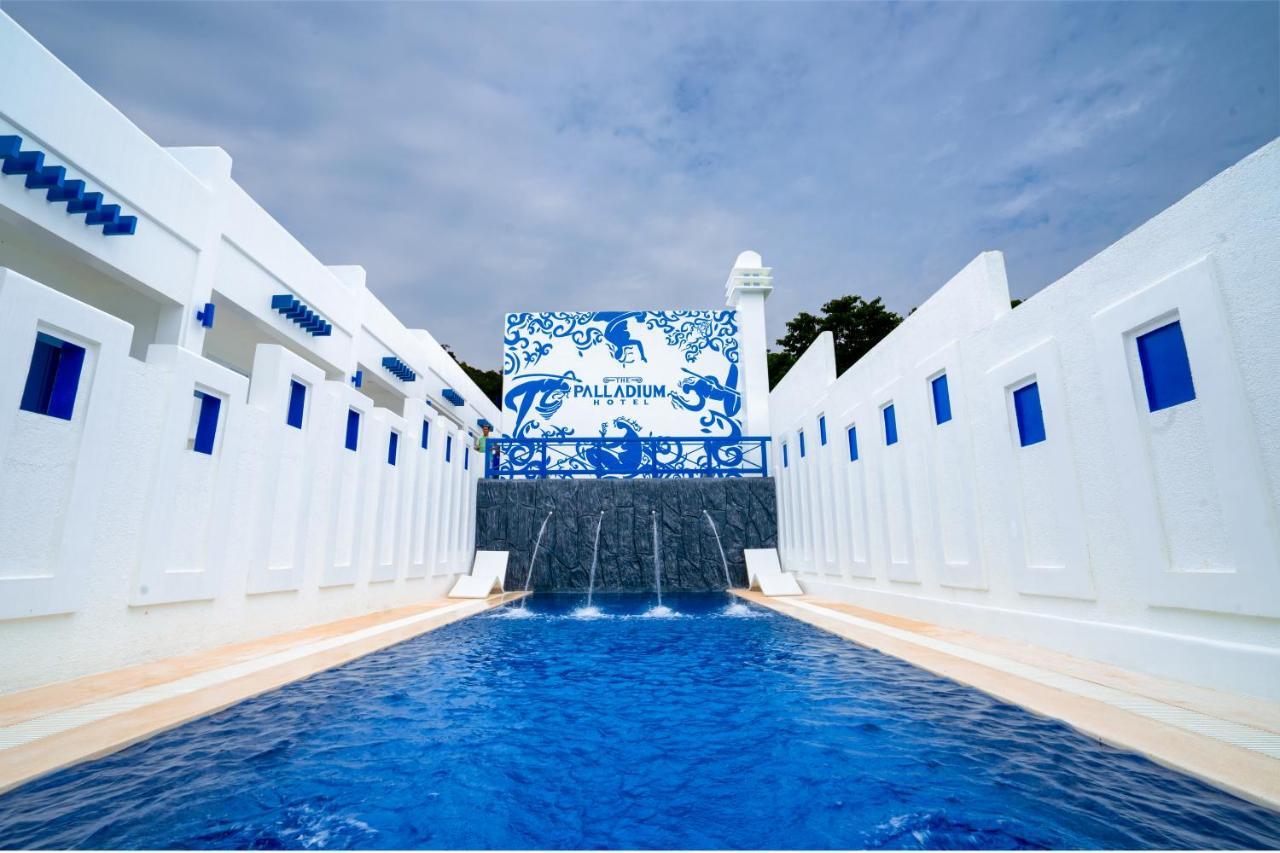 The Palladium Hotel Coron Exterior photo